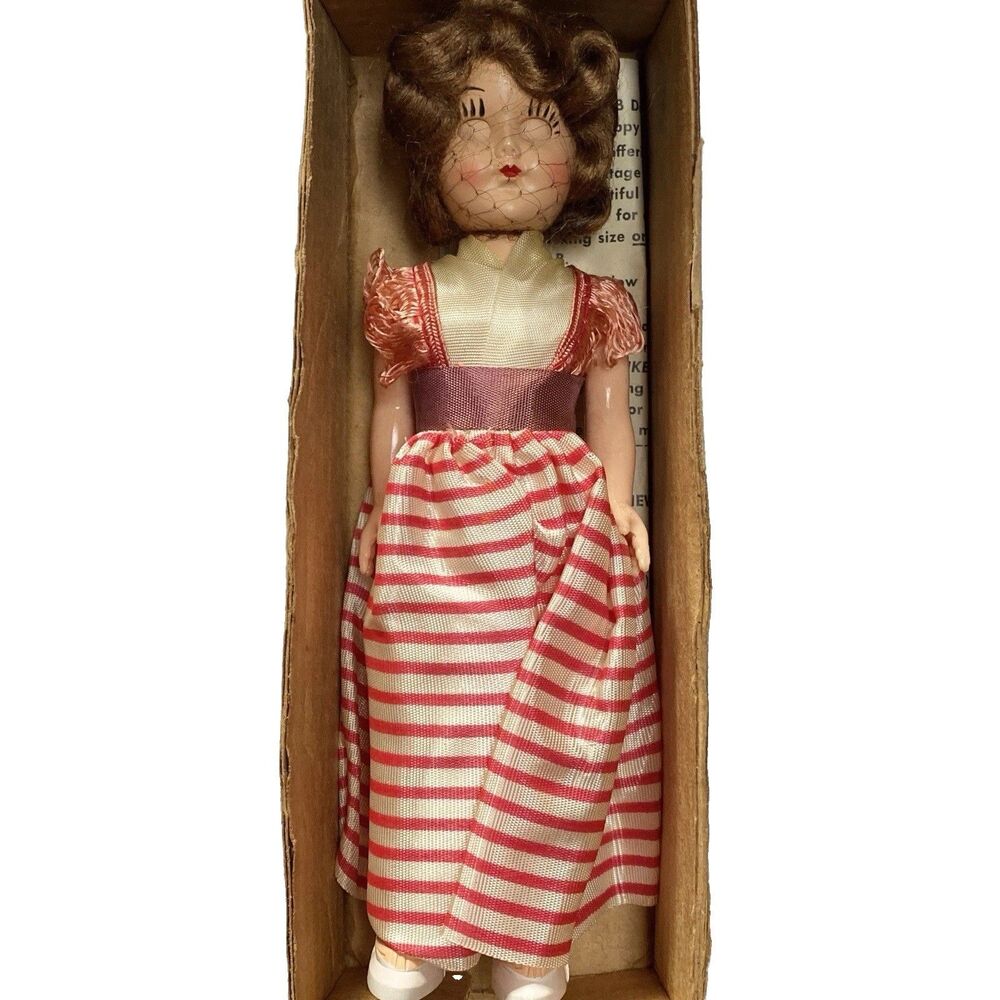 Vintage 1951 Colgate-Palmolive Co Mail Order Blinking Eye Doll in Box